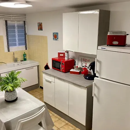 T2 Independant Dans Maison Individuelle Appartamento Bidos